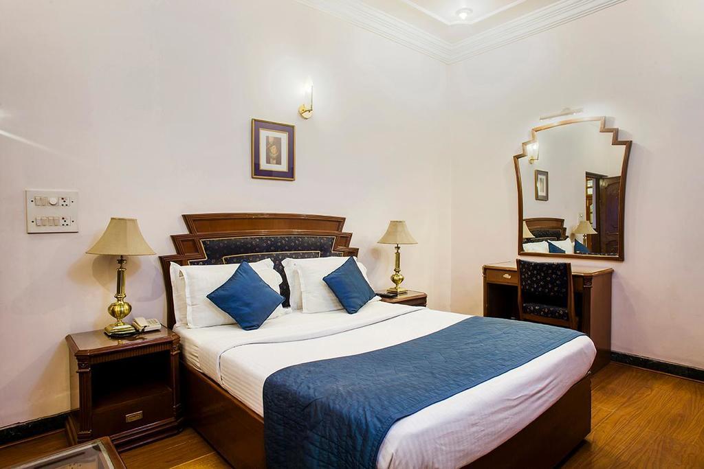 Allāhābād Junction Hotel Imperial House מראה חיצוני תמונה